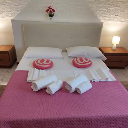Juliet'S Eye Apartment เวโรนา ภายนอก รูปภาพ