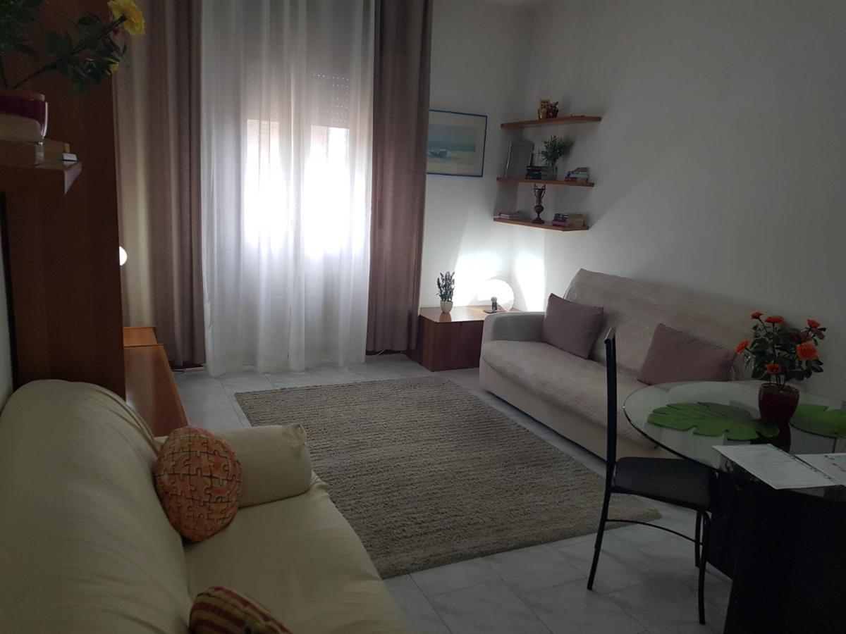 Juliet'S Eye Apartment เวโรนา ภายนอก รูปภาพ