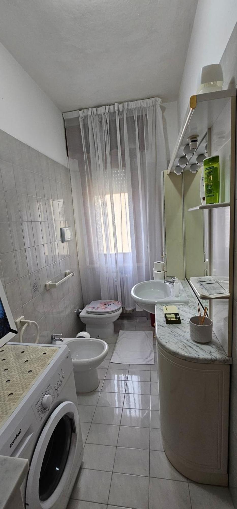 Juliet'S Eye Apartment เวโรนา ภายนอก รูปภาพ
